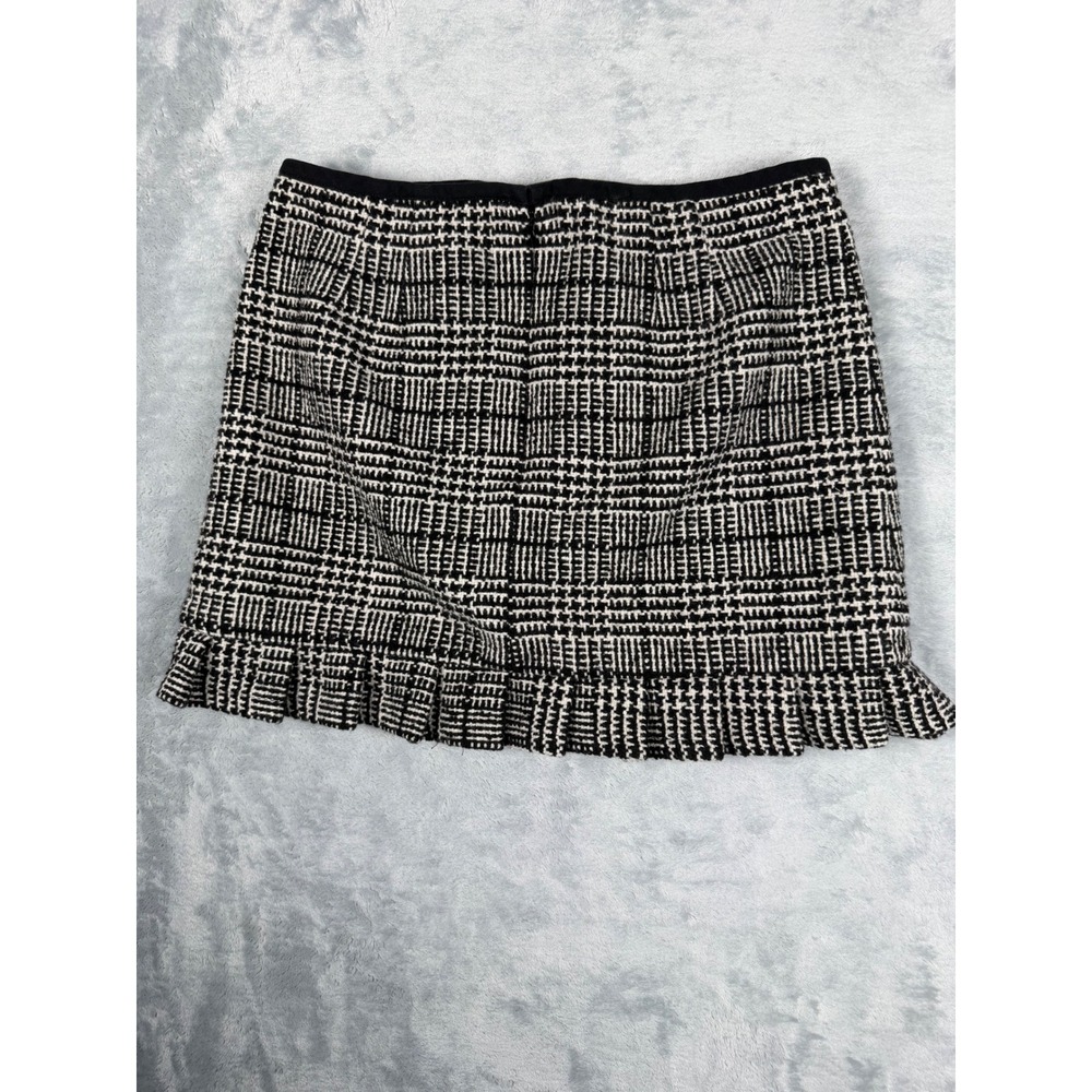 Nanette Lepore Black White Tweed Plaid Ruffle Mini Skirt Size 8 Made in USA - Picture 2 of 6